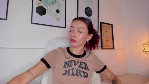 Snapshot of amysc chatting on 09/15/25, 01:55 Amy online show from 09/15/25, 01:55