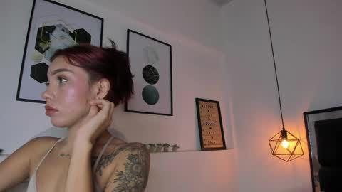 Snapshot of amysc chatting on 04/23/26, 12:04 Amy online show from 04/23/26, 12:04