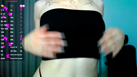 Snapshot of amyvilvet chatting on 03/12/26, 11:33 amyvilvet online show from 03/12/26, 11:33