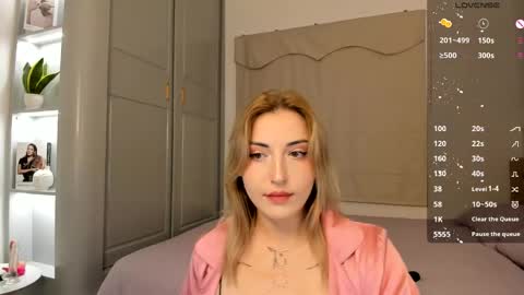 amyvilvet online show from 05/12/26, 09:23