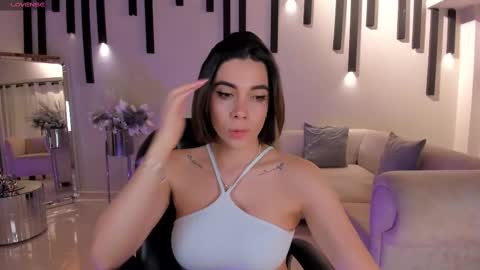 Snapshot of amywalker_ chatting on 02/17/25, 10:18 AMY WALKER online show from 02/17/25, 10:18