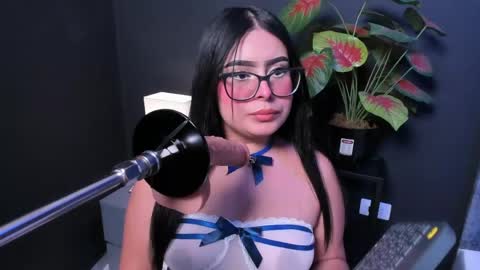 amywhitte_ online show from 04/16/26, 03:51