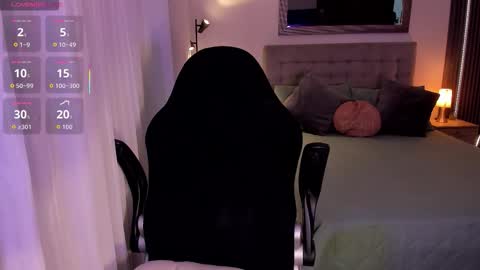    online show from 11/23/25, 04:07