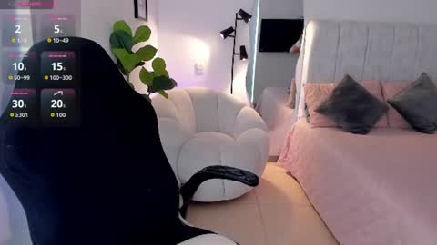    online show from 06/11/26, 09:46