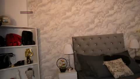 Snapshot of amyyydiamond chatting on 06/21/26, 06:43 AmyDiamond online show from 06/21/26, 06:43