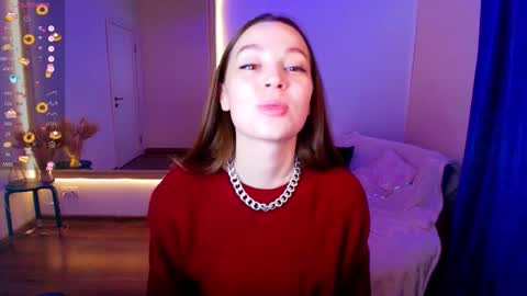 Snapshot of an6elica chatting on 10/04/25, 02:53 Angie online show from 10/04/25, 02:53