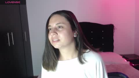 Snapshot of ana_arms_ chatting on 03/26/26, 05:07 ana_arms_ online show from 03/26/26, 05:07