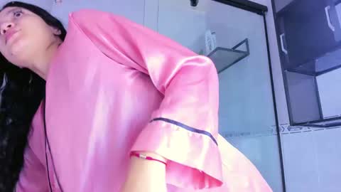 Snapshot of ana_bs chatting on 02/28/25, 04:43 ana_bs online show from 02/28/25, 04:43