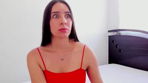 Snapshot of ana_castilo chatting on 01/30/25, 02:58 Ana IG an castillo 1 online show from 01/30/25, 02:58