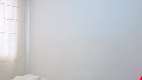 Snapshot of ana_castilo chatting on 11/16/25, 12:11 Ana IG an castillo 1 online show from 11/16/25, 12:11