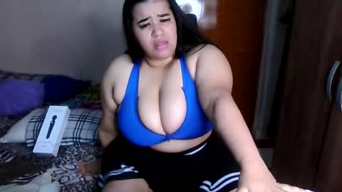 Snapshot of ana_cute_bigboobs chatting on 03/17/26, 03:22 ana_cute_bigboobs online show from 03/17/26, 03:22