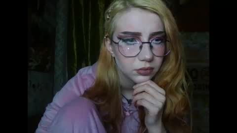 Snapshot of ana_dewitt chatting on 01/10/25, 03:58 ana dewitt online show from 01/10/25, 03:58