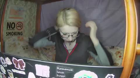 Snapshot of ana_dewitt chatting on 02/12/25, 07:13 ana dewitt online show from 02/12/25, 07:13