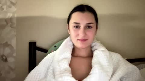 Snapshot of ana_fire007 chatting on 12/13/25, 08:04 Ana fire007 online show from 12/13/25, 08:04