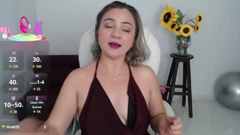  Ana  online show from 11/13/25, 12:09