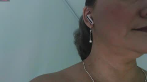 Snapshot of ana_hotmilf chatting on 12/18/25, 11:11 Ana online show from 12/18/25, 11:11
