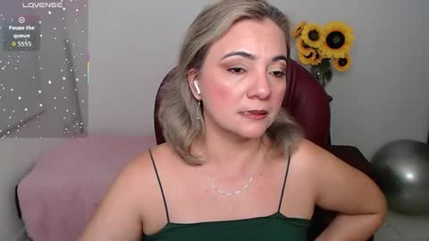 Snapshot of ana_hotmilf chatting on 02/09/26, 12:03 Ana online show from 02/09/26, 12:03