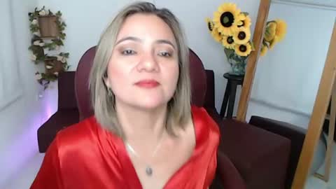 Snapshot of ana_hotmilfx chatting on 06/27/26, 12:04 ANA online show from 06/27/26, 12:04