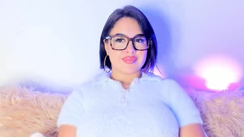 Snapshot of ana_levi chatting on 02/14/26, 09:28 Ana online show from 02/14/26, 09:28