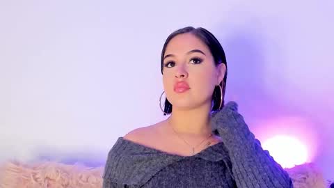 Snapshot of ana_levi chatting on 02/18/26, 12:01 Ana online show from 02/18/26, 12:01