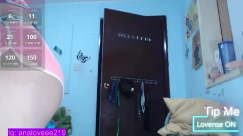 Ana lopez - Cameltoe girl  online show from 02/02/25, 01:45