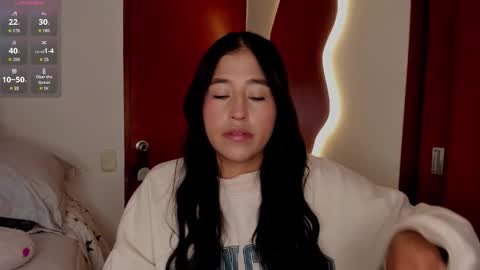 Snapshot of ana_m_ chatting on 03/04/26, 09:26 Ana online show from 03/04/26, 09:26