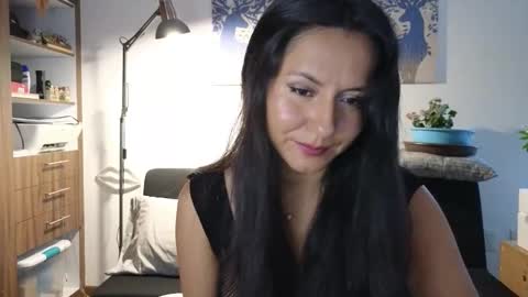 Snapshot of ana_melissa chatting on 01/05/26, 06:33 Ana Melissa online show from 01/05/26, 06:33