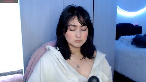 Ana Ricciardi online show from 10/16/25, 01:34