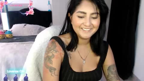 Ana Ricciardi online show from 12/05/25, 05:20