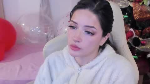 Im anna but you can call me as you want online show from 12/19/24, 03:52