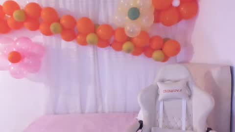 Im anna but you can call me as you want online show from 03/03/25, 08:32