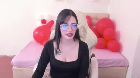 Snapshot of ana_ruuh chatting on 03/29/26, 12:21 Im anna but you can call me as you want online show from 03/29/26, 12:21