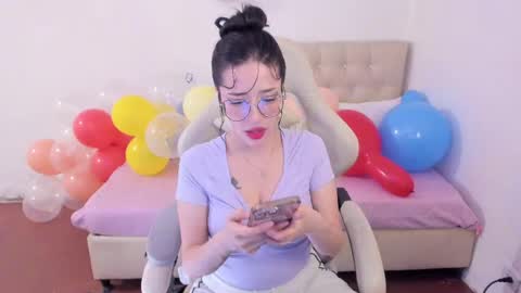 Snapshot of ana_ruuh chatting on 04/14/26, 09:54 Im anna but you can call me as you want online show from 04/14/26, 09:54