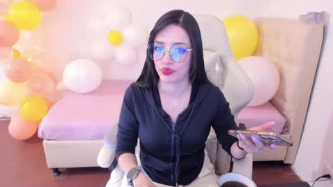 Snapshot of ana_ruuh chatting on 05/18/26, 09:42 Im anna but you can call me as you want online show from 05/18/26, 09:42
