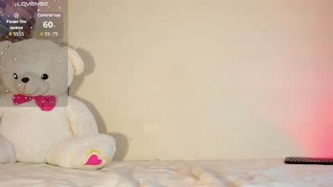 ana_sofia1_ online show from 04/28/26, 03:22
