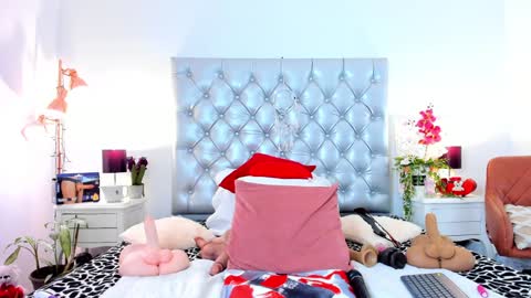 anaa_bellaa online show from 01/03/25, 03:22