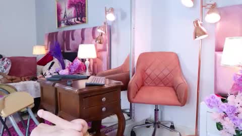 Snapshot of anaa_bellaa chatting on 03/20/26, 12:32 anaa_bellaa online show from 03/20/26, 12:32