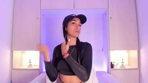 anaacollins_ online show from 10/30/25, 11:33