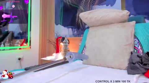 anabacker01 online show from 12/20/25, 12:56