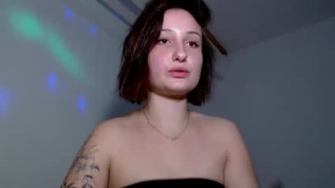 Snapshot of anabanana77 chatting on 11/04/25, 10:09 anabanana77 online show from 11/04/25, 10:09