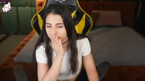 Sweet girls online show from 06/21/26, 10:29