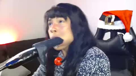 anabel alice gandara  online show from 12/22/24, 07:22