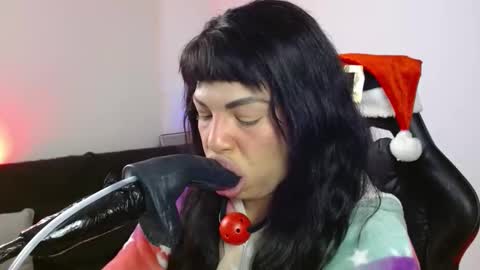 anabel alice gandara  online show from 12/23/24, 07:17