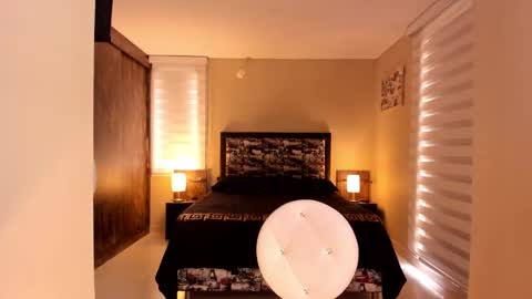 Anabel online show from 02/21/25, 09:11