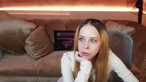 PLAYHARD054 online show from 11/21/25, 11:31