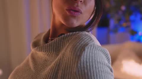 Snapshot of anabelcurvy chatting on 09/22/25, 10:01 anabelcurvy online show from 09/22/25, 10:01