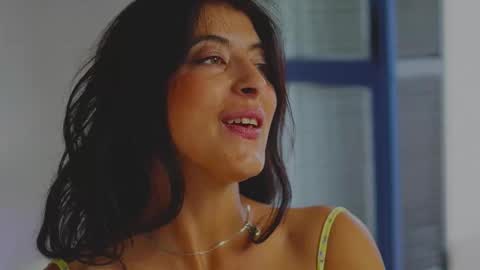 Snapshot of anabelcurvy chatting on 10/07/25, 01:41 anabelcurvy online show from 10/07/25, 01:41