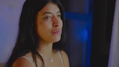 Snapshot of anabelcurvy chatting on 11/04/25, 07:02 anabelcurvy online show from 11/04/25, 07:02