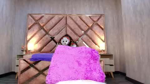 HI I AM ANABELL online show from 10/15/25, 08:09