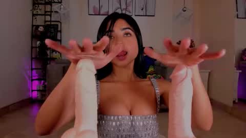 Snapshot of anabella__stone chatting on 10/27/25, 07:51 Ana and Nixon online show from 10/27/25, 07:51